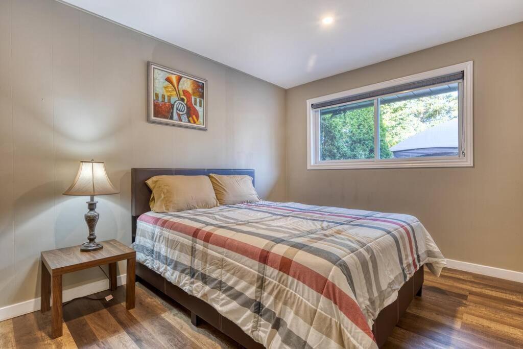 Cozy 3br Family Getaway - Pool Oasis Niagara Falls